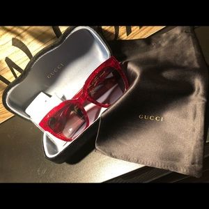 SOLD Let’s SPARKLE! Gucci Sunglasses (RED)